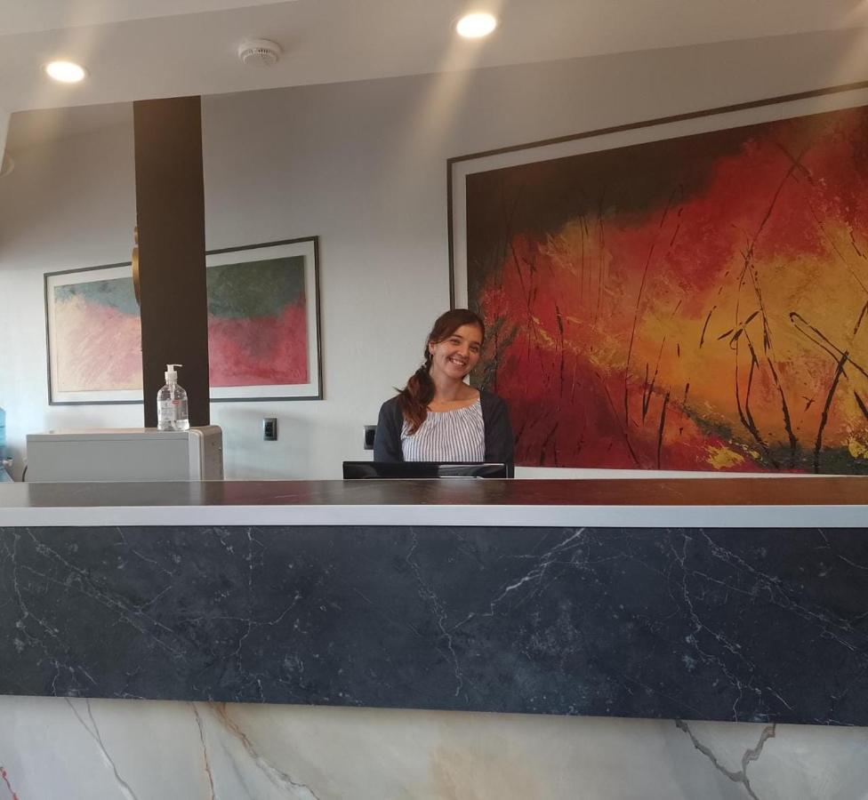 Golden Ross Hotel